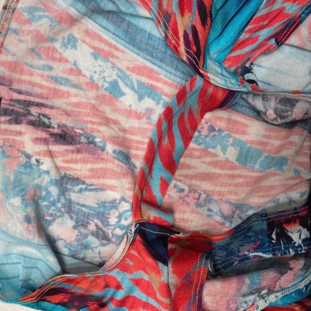 NUX Exhale Women’s Blue & Red Tank Top Size Small - Picture 6 of 7